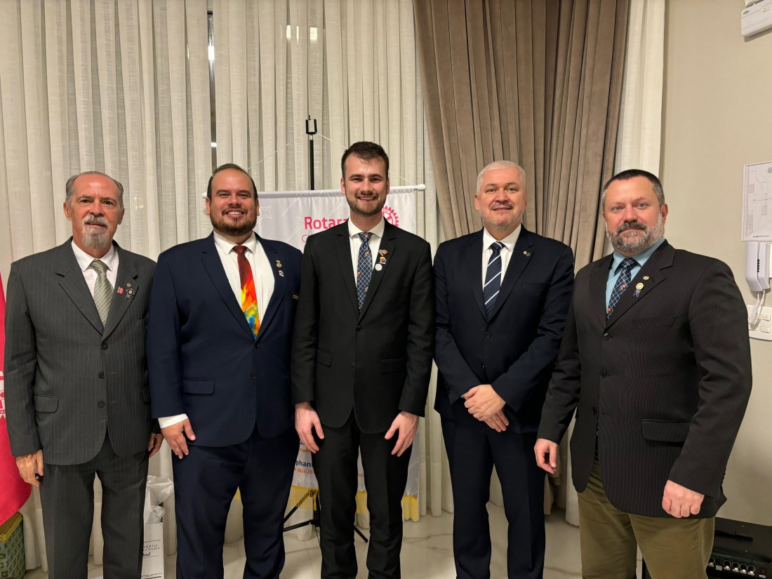 Celso de Camargo Campos (governador do Rotary 2014/2015), Eduardo Pfützenreuter (governador do Rotary 2023/2024), João Pedro Sansão, Waldir Alves (Representante do Ministério Púlblico Federal junto ao CADE), Luiz Búrigo (Governador do Rotary 2025/2026)