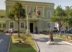 Prefeitura de São Vicente suspendeu o pagamento