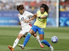 Brasil sofre virada do Japão no fim e se complica no futebol em Paris