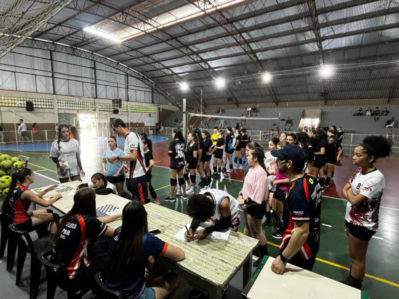 Seletiva para novos atletas do vôlei da AEEG Gaspar